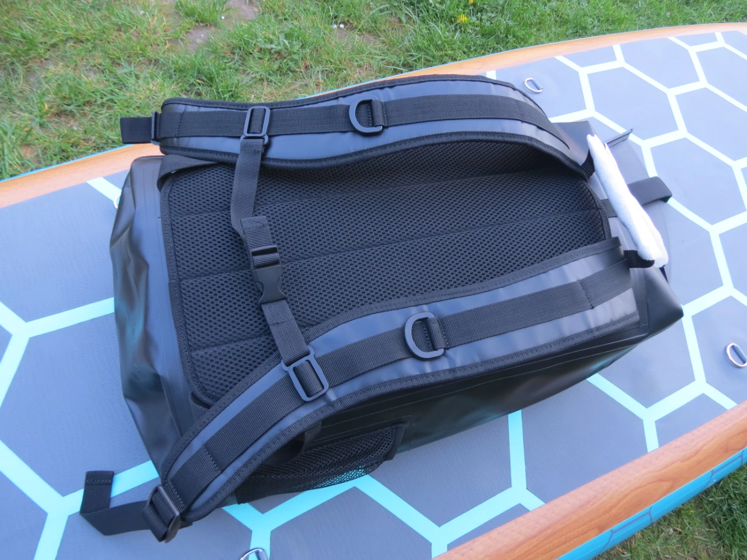 HEAVY DUTY, Wasserdichter Packsack SUP Rucksack DRY BAG - Mint Lama - Image 2