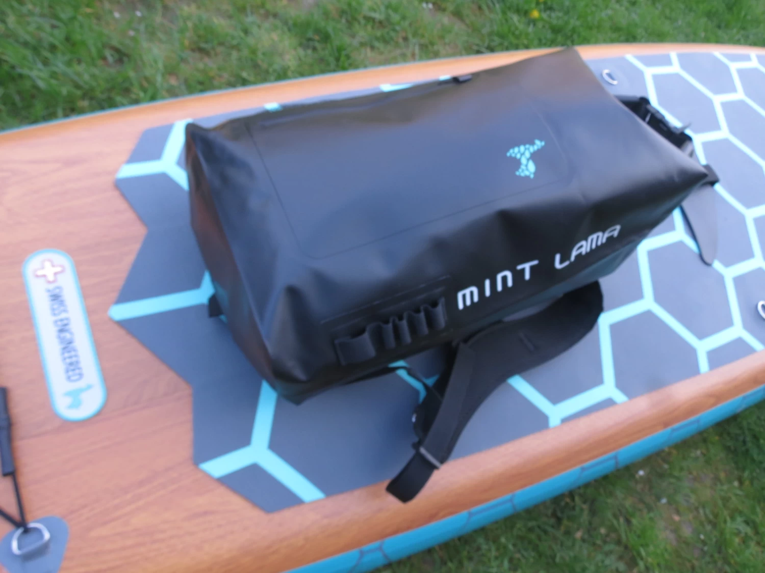 HEAVY DUTY, Wasserdichter Packsack SUP Rucksack DRY BAG - Mint Lama - Image 5