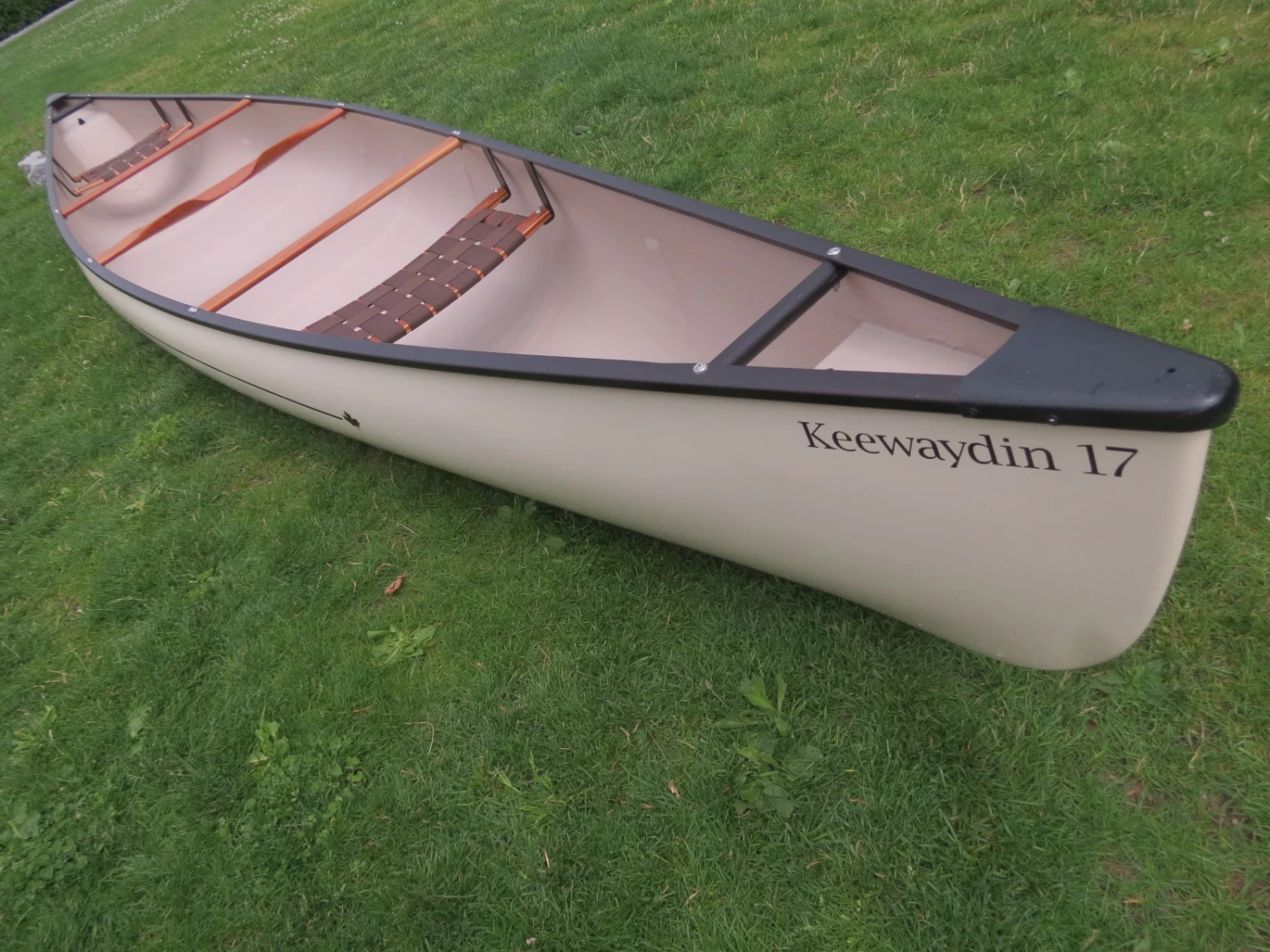 Keewaydin 17 GFK, Champagnerfarben - Alu - Swift Canada - Image 16