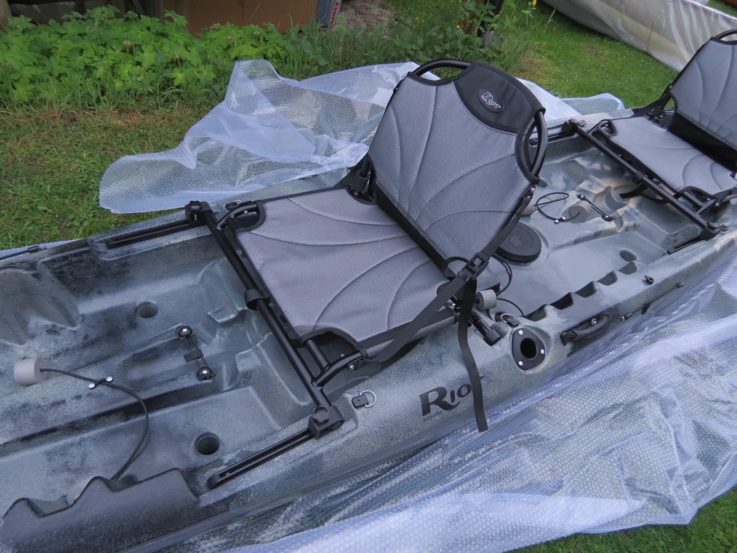 Escape Duo Deluxe Angler - Riot Kayaks - Image 17