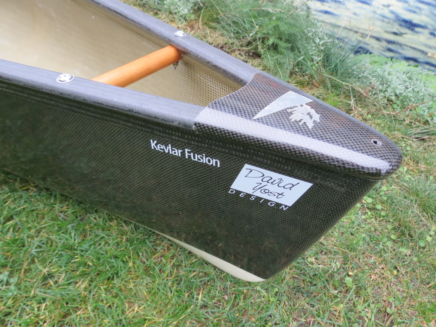 Pack 13.6 Kevlar Fusion/Carbon Pack Canoe - Swift Canada - Image 7