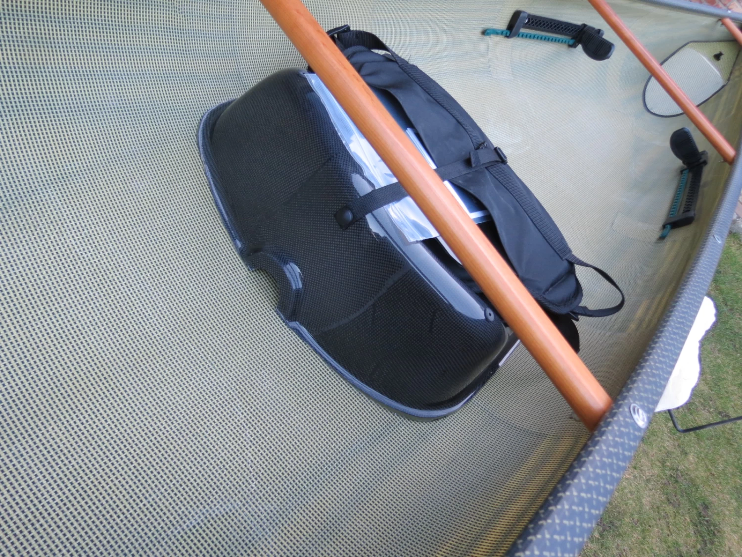 Pack 12.6 Kevlar Gold Fusion Carbon/Kevlar Süllrand Canoe - Swift Canada - Image 14