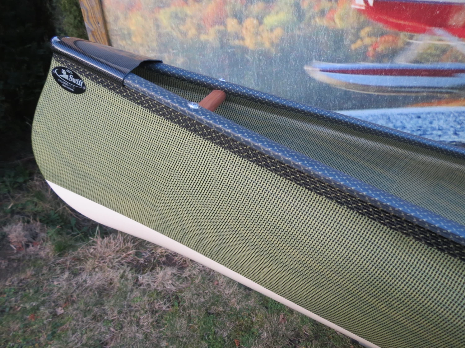 Pack 12.6 Kevlar Gold Fusion Carbon/Kevlar Süllrand Canoe - Swift Canada - Image 11
