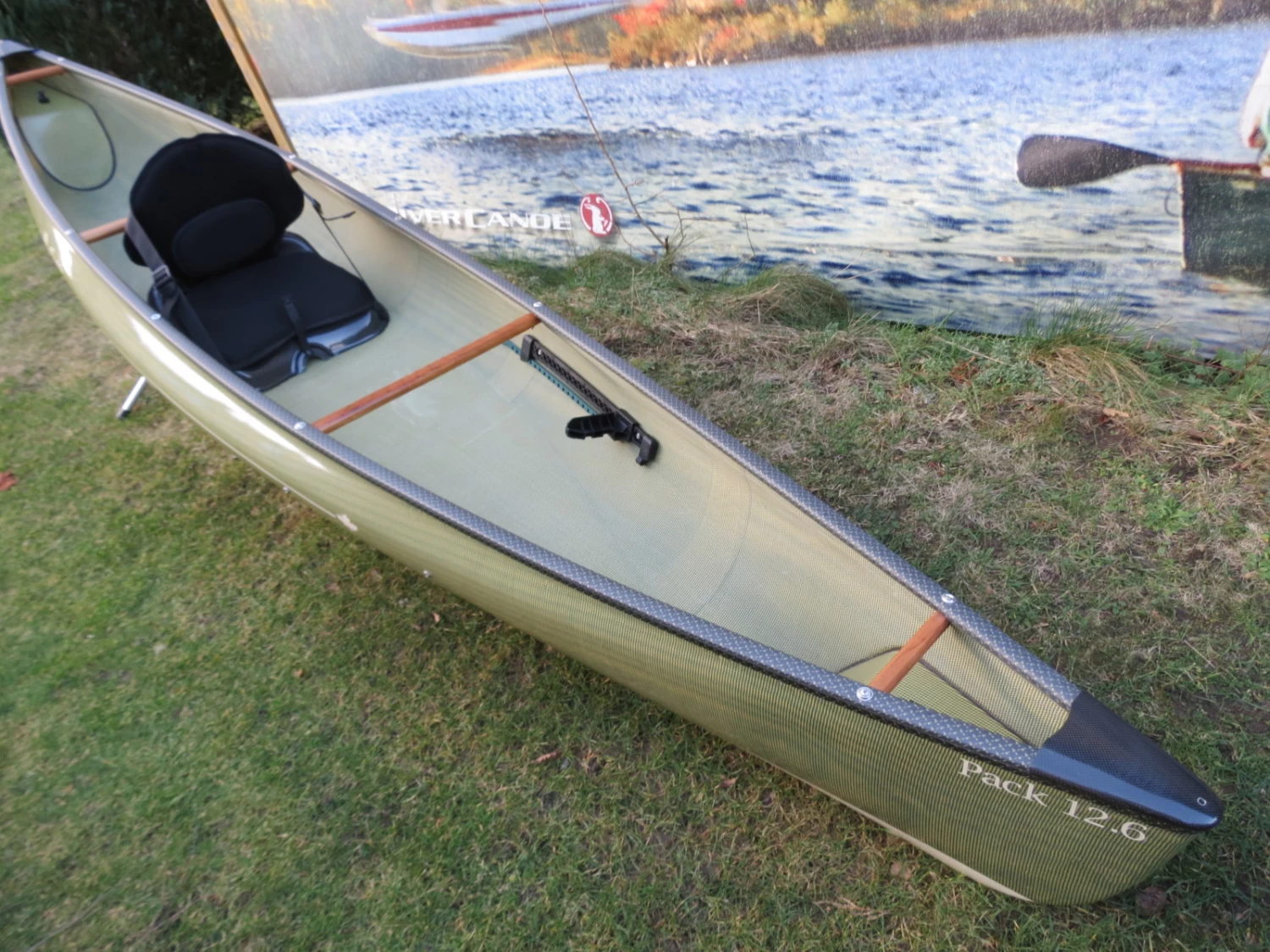 Pack 12.6 Kevlar Gold Fusion Carbon/Kevlar Süllrand Canoe - Swift Canada